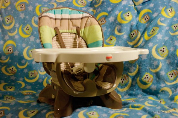 Fisher-Price-Space-Saver-High-Chair3